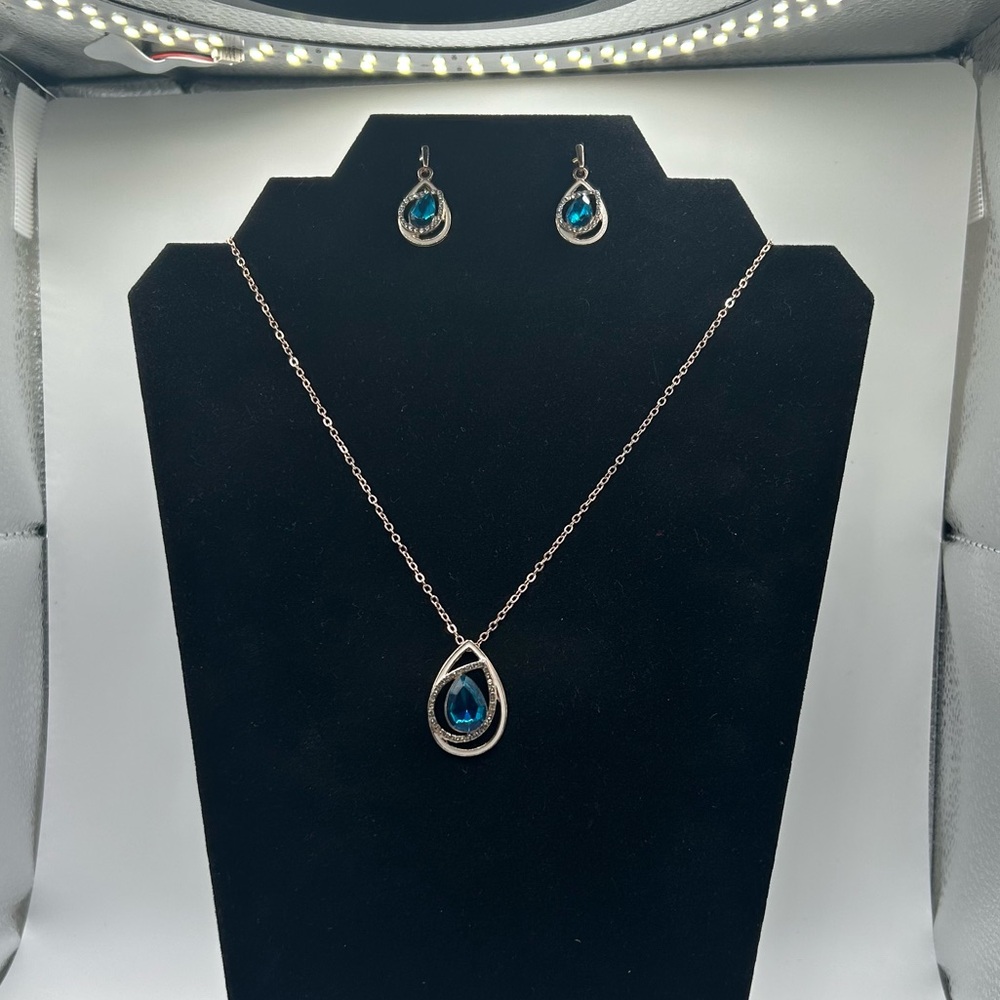 Blue Teardrop "rose gold-tone" Necklace and Earrings Set